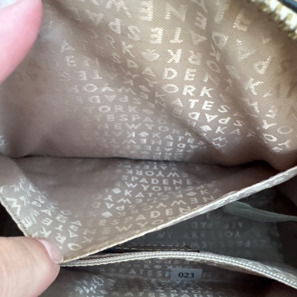 Kate Spade small tan and serpentine print bag - Picture 9 of 9